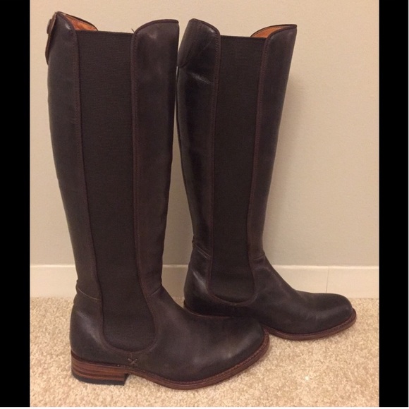 Authentic Frye Leather Boots - Picture 2 of 5